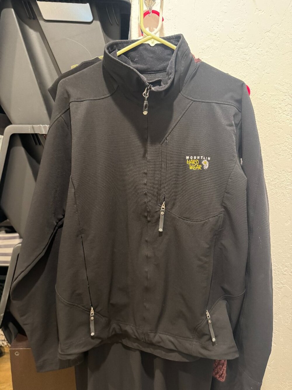 Mountain Hardware Men's Jacket, black size L